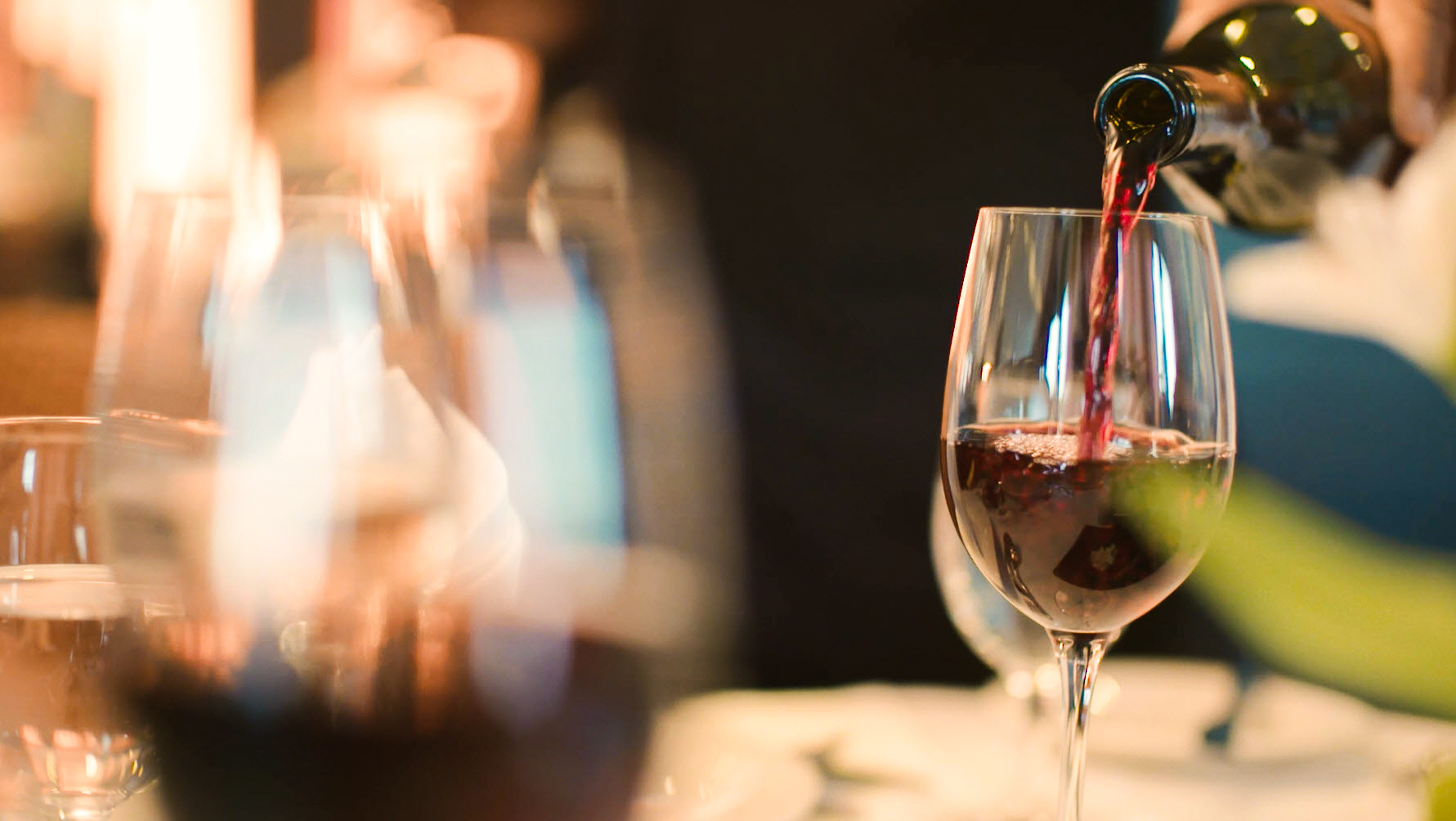 Wine pouring image.jpg